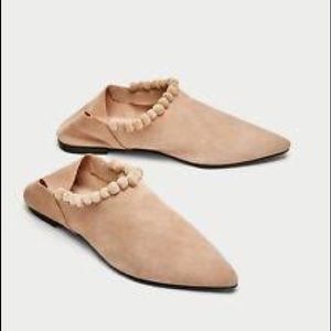 Zara Size 36 Pompom Slides! 💫